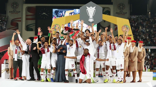 CẬP NHẬT tin sáng 2/2: Qatar vô địch Asian Cup 2019. Quang Hải ẵm giải thưởng. M.U mua 'thần đồng' nước Anh