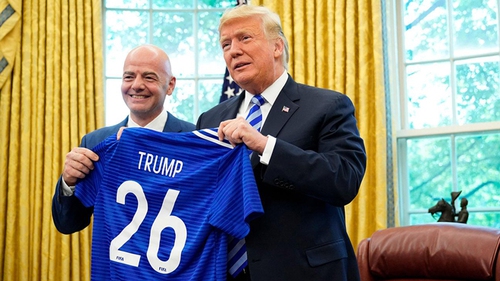 CẬP NHẬT tối 28/2: 'Nếu Trump và Kim Jong-un gặp nhau thì World Cup có thể có 48 đội'. MU muốn mua Rakitic