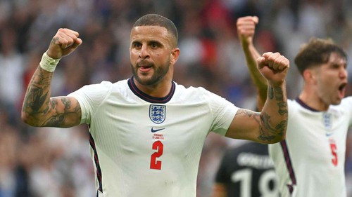 Kyle Walker: Chìa khóa cho hàng thủ tuyển Anh