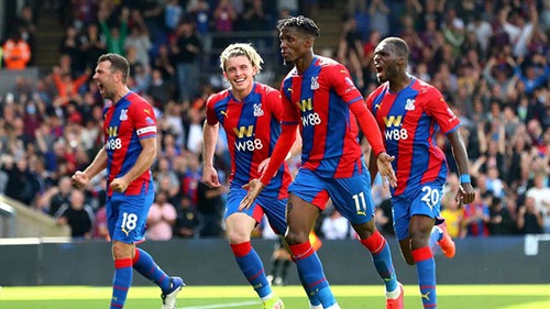 Soi kèo nhà cái Leeds vs Crystal Palace. Nhận định, dự đoán bóng đá Anh (03h15, 01/12)