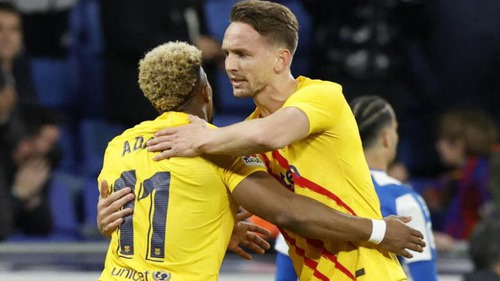 Espanyol 2-2 Barcelona: De Jong giúp Barcelona thoát thua vào phút cuối cùng