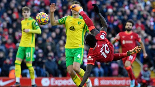 Liverpool 3-1 Norwich: Mane lập siêu phẩm, Liverpool ngược dòng thành công