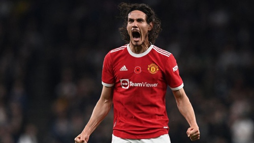 MU: Cavani ra yêu sách khiến CĐV tức giận