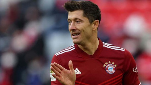 Tin MU 5/3: MU muốn mua Lewandowski, Erik ten Hag có thể giúp Van de Beek thăng tiến