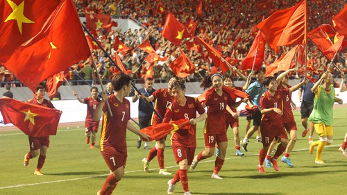 CĐV Việt Nam vỡ òa, mong U23 Việt Nam cũng giành HCV như tuyển nữ