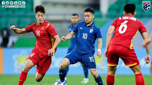 U23 Thái Lan choáng váng vì lối chơi pressing của U23 Việt Nam