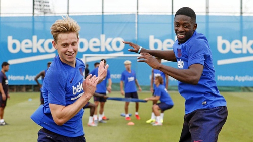 Barcelona: Những viên ngọc cũ mới của Xavi