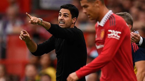 Arsenal thua MU, Arteta bị chỉ trích 'quá ngây thơ'