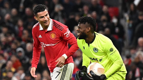 Tin MU 14/10: De Gea khen thủ môn của Omonia. Scholes tin MU sẽ cán đích thứ 2