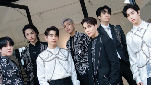 GOT7 bất ngờ comeback sau hơn 1 năm tan rã