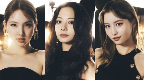 3 thành viên của Twice mắc Covid-19