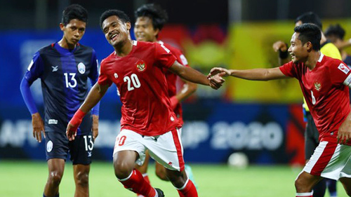 Indonesia 4-2 Campuchia: Cơn mưa bàn thắng ở Bishan