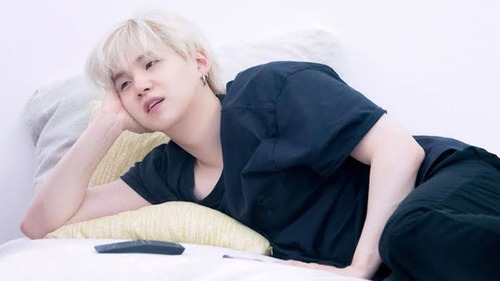 Cuối tuần, ai mới có thể lôi được Suga BTS ra khỏi những việc này?