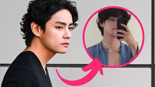 V BTS khiến fan ‘phát cuồng’ khi đăng ảnh ‘tự sướng’ ở trần