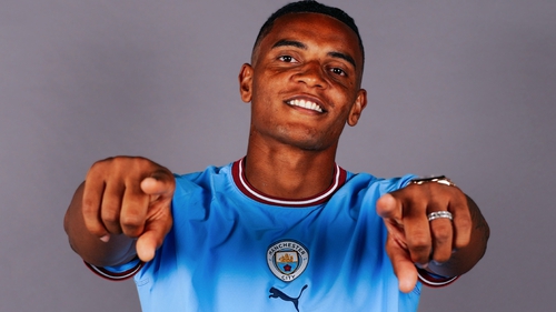Tân binh Manuel Akanji có phù hợp với Man City?