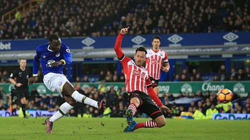 Man United bất ngờ chuyển sang mua Lukaku với giá kỷ lục, Rooney trở lại Everton