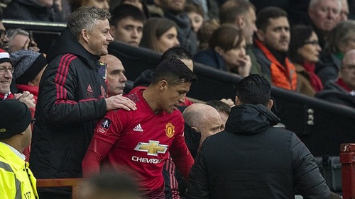 Alexis Sanchez lại chấn thương: Đang vui thì đứt dây đàn...