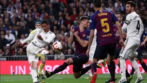 Barca liên tiếp đánh bại Real: Valverde vẫn thận trọng, Solari quyết không đầu hàng