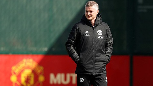 CHUYỂN NHƯỢNG 9/6: MU chơi lớn với cặp đôi Leicester. Mourinho sẵn sàng làm HLV Newcastle