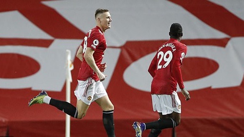 MU 6-2 Leeds: McTominay, Bruno Fernandes lập hai cú đúp, MU bứt phá ngoạn mục