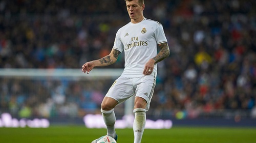 Real Madrid thắng thuyết phục Liverpool: ‘Người đặc biệt’ Toni Kroos