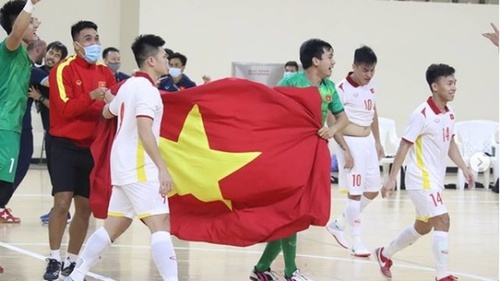 Futsal Việt Nam đi World Cup: Người hùng Văn Ý và điểm 10 cho chiến thuật