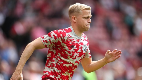 Chuyển nhượng 2/1: Số phận Van de Beek được định đoạt. Liverpool nhắm Adama Traore