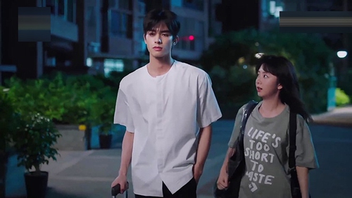 Phim 'Lấy danh nghĩa người nhà': Sợ Lăng Tiêu bỏ đi, Tiêm Tiêm cuống cuồng xin lỗi