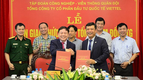 Ông Đỗ Mạnh Hùng thay tướng Lê Đăng Dũng lãnh đạo Viettel Global