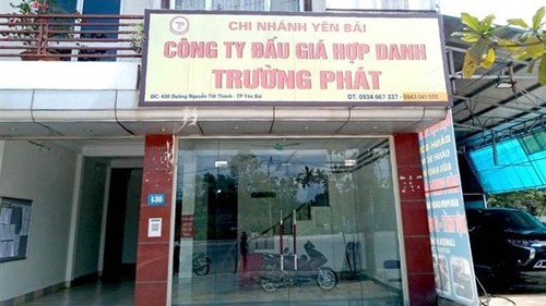 Vi phạm về đấu giá tài sản: Khởi tố vụ cố ý làm lộ bí mật công tác