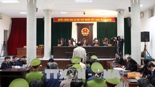 Chùm ảnh: Phiên tòa xét xử Trịnh Xuân Thanh và đồng phạm sáng 14/1