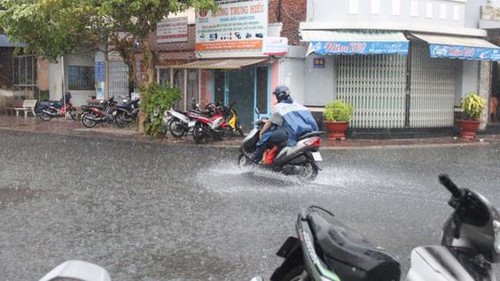 Trung Bộ và Tây Nguyên có nơi mưa to, đề phòng lũ quét, sạt lở đất