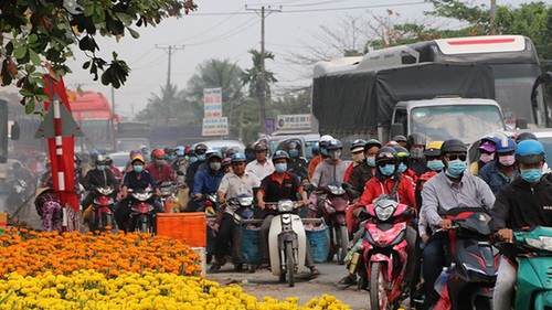 Bảo đảm mở cửa trường học an toàn, tạo điều kiện thuận lợi cho người dân về quê ăn Tết