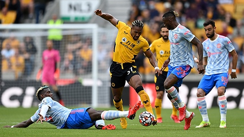 Kết quả bóng đá Wolves 0-1 MU: Chiến thắng may mắn