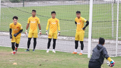 U23 Việt Nam chốt danh sách lần 2: Ông Park loại thêm 5 cầu thủ!