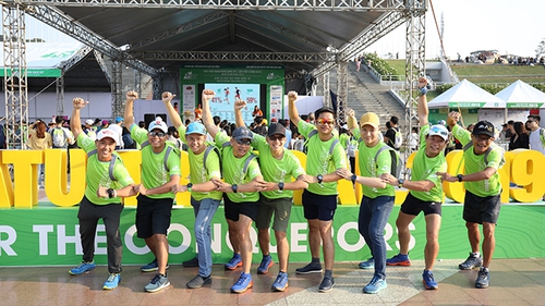 Giải siêu marathon quốc tế Dalat Ultra Trail chính thức quay lại