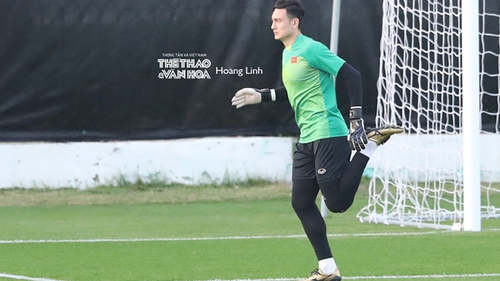 Vì sao Văn Lâm khiến Muangthong United 'mê mệt'?