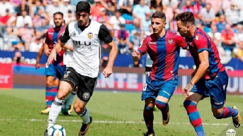 Soi kèo nhà cái Levante vs Valencia. Nhận định, dự đoán bóng đá La Liga (03h00, 21/12)