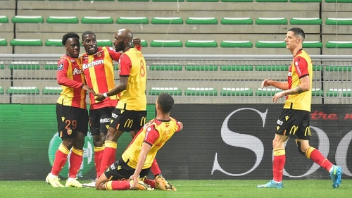 Soi kèo nhà cái St-Etienne vs Lens. Nhận định, dự đoán bóng đá Ligue 1 (23h00, 15/1)