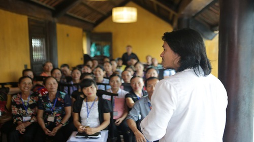 Đạo diễn Hoàng Nhật Nam bất ngờ nộp lại đơn kiện đạo diễn Việt Tú sau thời gian rút đơn