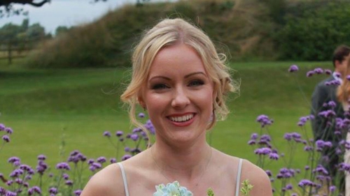 Nhiều người trẻ Anh 'phá sản', nợ nần chồng chất vì đi dự đám cưới