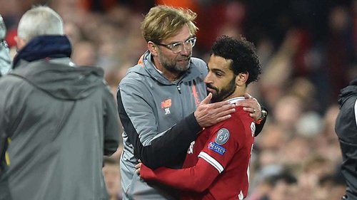 Juergen Klopp bất bình với quả penalty, Di Francesco mơ về một cuộc ngược dòng nữa
