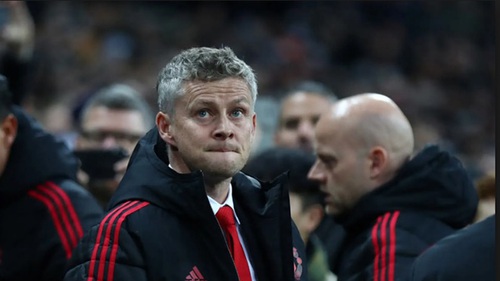 Đến quy tắc về trang phục của M.U, Solskjaer cũng làm theo cách của Sir Alex