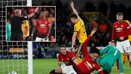 CẬP NHẬT sáng 3/4: Young bị đuổi, MU thua ngược Wolves. Messi giải cứu Barca. Inter Milan kiện Beckham