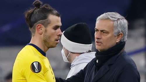 Bale ghi bàn và kiến tạo, Mourinho lập tức có phần thưởng