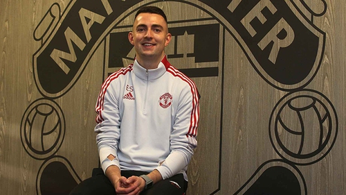 Tin MU 23/12: MU công bố hợp đồng mới, Rangnick ngăn Dalot tới Roma