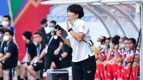 HLV nữ Thái Lan chỉ ra cầu thủ nguy hiểm nhất của Việt Nam