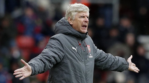 Hòa Southampton, Arsene Wenger lại đổ lỗi cho trọng tài