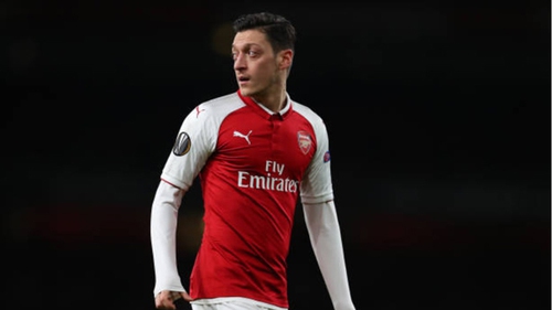 Cộng đồng mạng ngất ngây với những pha kiến tạo đẳng cấp của Mesut Oezil