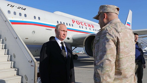 Đội Su-30 bảo vệ Tổng thống Putin dựng ‘bẫy nhiệt’ nguyện hứng tên lửa kẻ địch